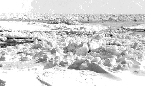 Обледенелое море