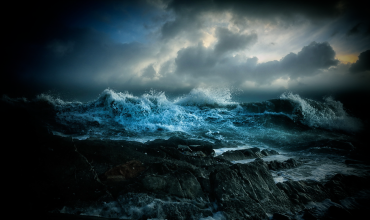 Буря в океане