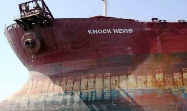 Knock Nevis – правнук Титаника