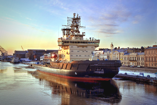 Универсальный атомный ледокол