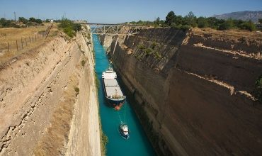 Предупреждение столкновений в стесненных водах