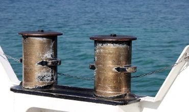 Ремонт судового двигателя внутреннего сгорания в рыбной промышленности