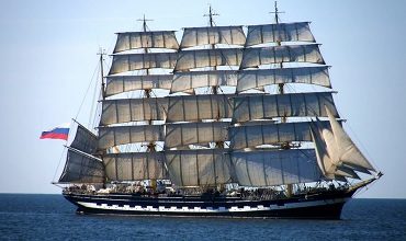 Учебные парусные суда и корабли флотов мира