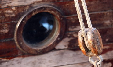 Восстановление работоспособности и повышение долговечности судовых деталей и механизмов