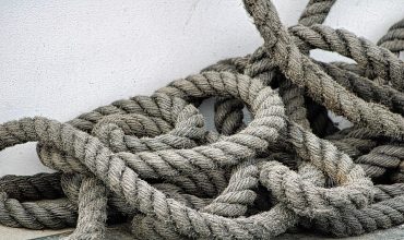 Энергетическая установка, системы и трубопроводы плавучей буровой установки