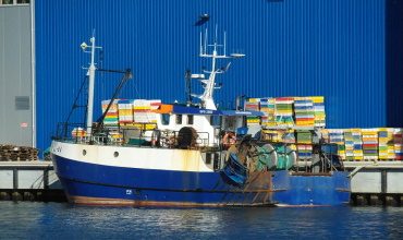 Типы и свойства различных пленкообразователей для судовых ЛКМ