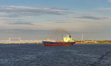 Лакокрасочные материалы, которые часто используют для нанесения под водой