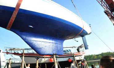 Небалластные кили судов из стеклопластиков