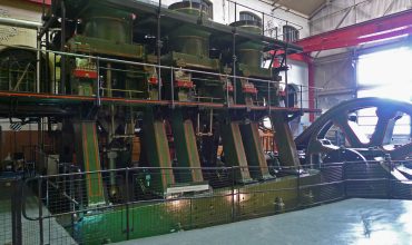 Монтаж вспомогательных паровых машин и паровых насосов