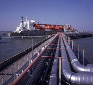 Properties and hazards of shipping LNG, LPG