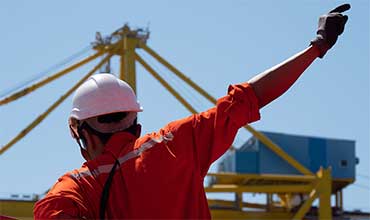 Questions and answers to Crew Evaluation System Test about Maritime English (SMCP)