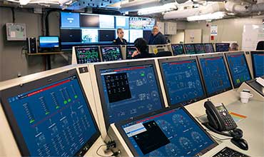 Questions and answers to Crew Evaluation System Test about Digital Governor System (AutoChief 4)