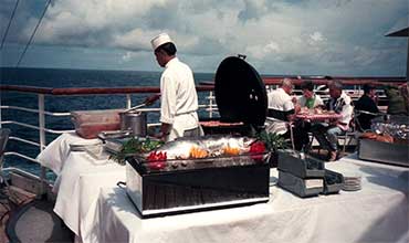 Questions and answers to Crew Evaluation System Test about Proper Food Handling