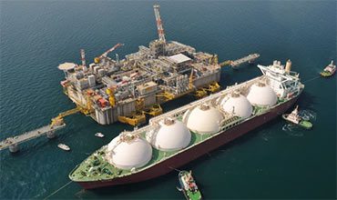 Development of Natural Gas Liquefaction Cycles based on Energy and Exergy Analyses