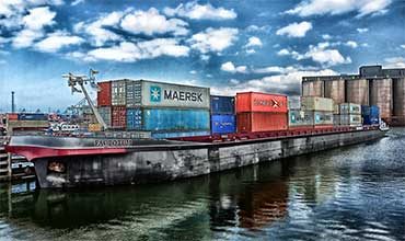 Укладка и крепление нестандартизированных грузов на судне