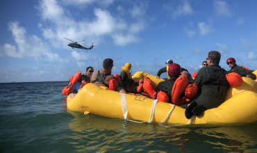 Questions and answers to Seagull CES CBT test for seamans about Personal Survival, Rescue and Abandoning Ship