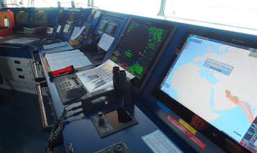 Questions and answers to Seagull CES CBT test for seamans about ECDIS Display Feature