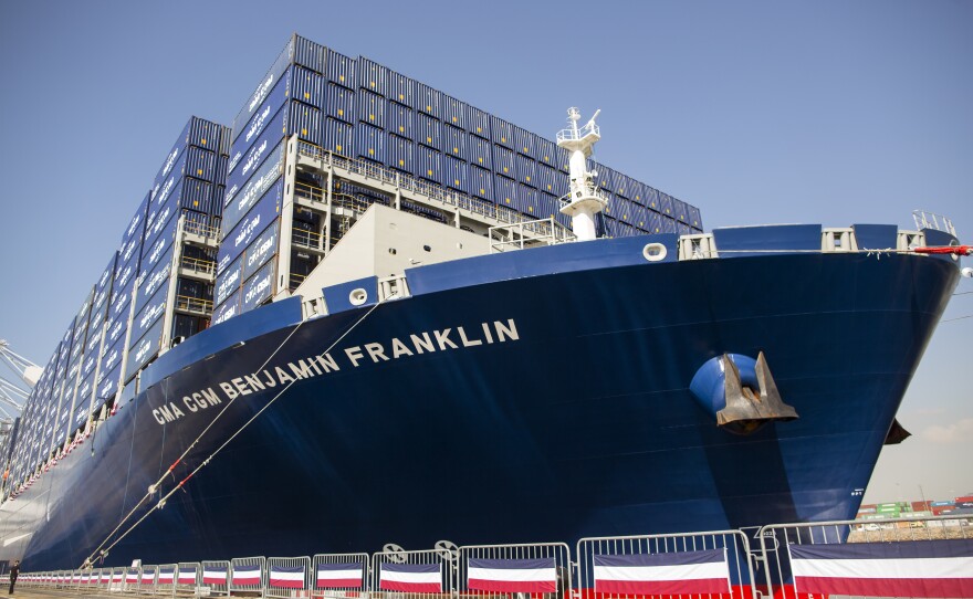 Questions and answers to Seagull CES test for seamans about Deck department, Management level, Container vessels