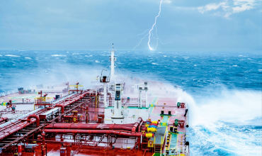 Questions and answers to Seagull CES CBT test for seamans about Development of Heavy Weather