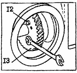Операция по стопорению червячного колеса
