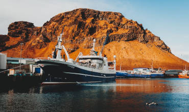 Questions and answers to CES test for Deck Department (Management), General Cargo Vessels