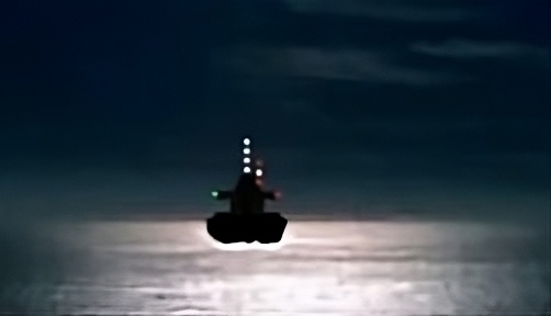 Lights on the vessel