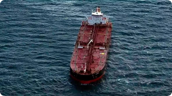 Oil tanker