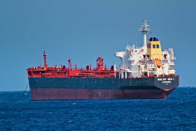 Нефтеналивной танкер