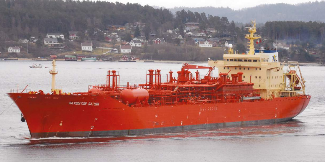 Chemical tanker