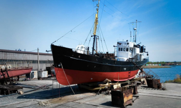 Ремонт корпусных конструкций и судовых устройств